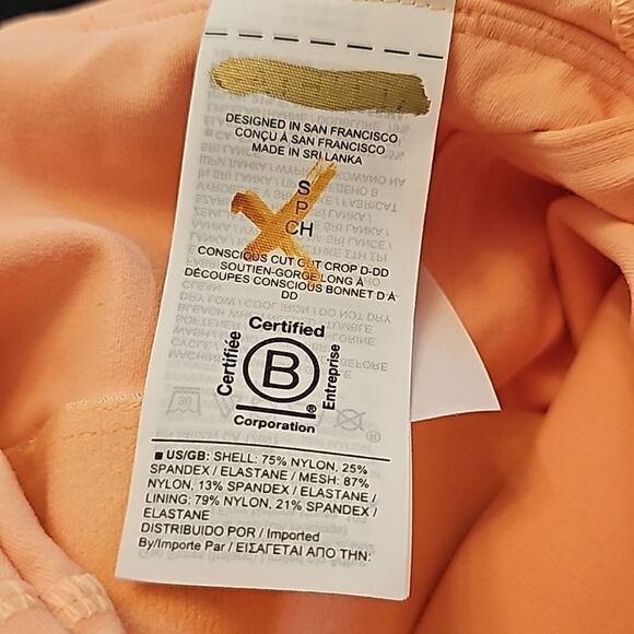 Athleta Conscious Cut Out Crop, Size Small D-DD, NWT, - Picture 6 of 10